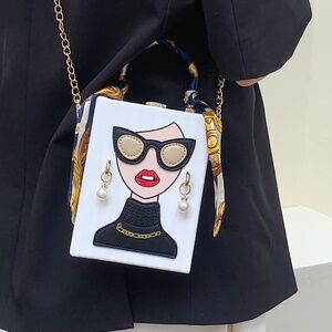 White Mini Basketball Letter Print Chain Crossbody Bag – Cartoon Box Purse 🤍🏀✨